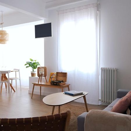 Bright And Modern Apartment In Bilbao City Center Luaran gambar