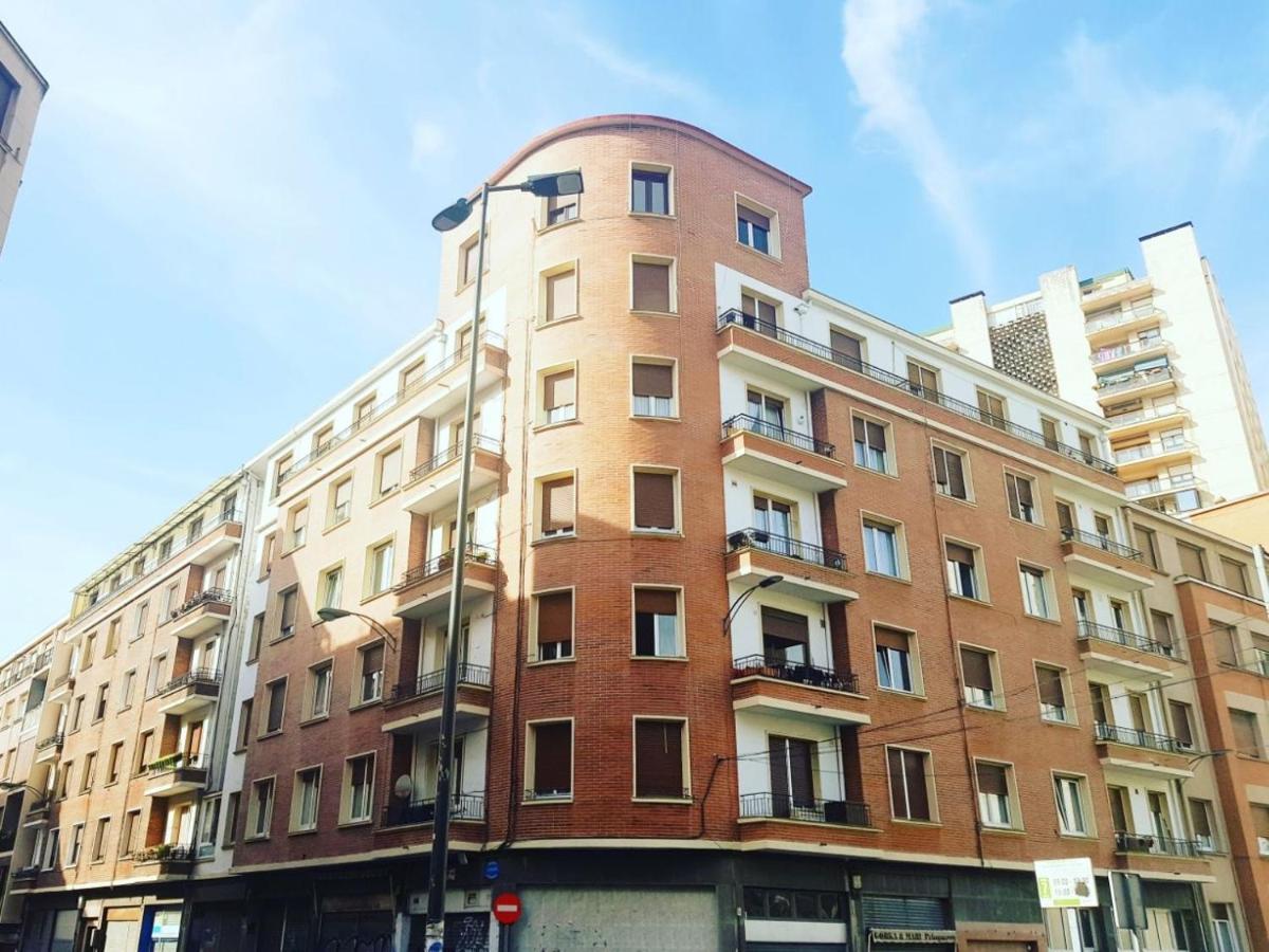 Bright And Modern Apartment In Bilbao City Center Luaran gambar